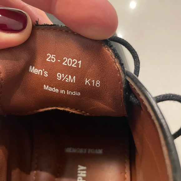 Johnston& Murphy boots -size 9 1/2 - Picture 3 of 5